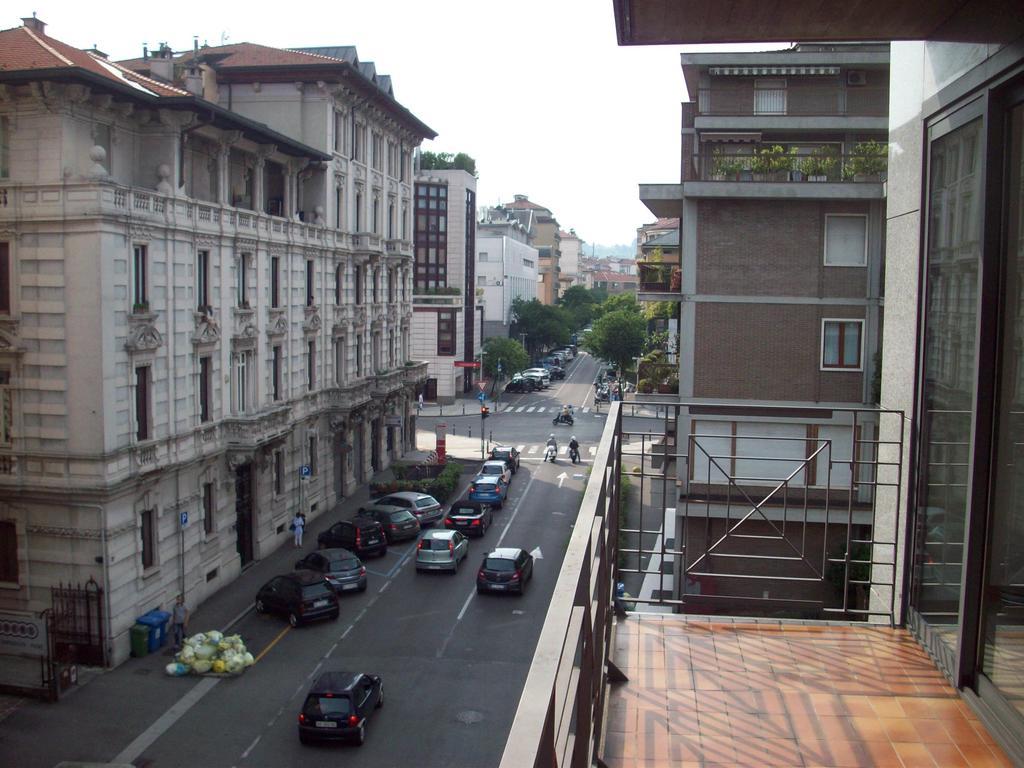 Apartment Nido Stazione Bergamo Exterior foto